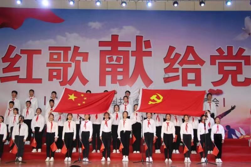 国产旗舰乱斗!5款高端机型齐聚,谁能更胜一筹?