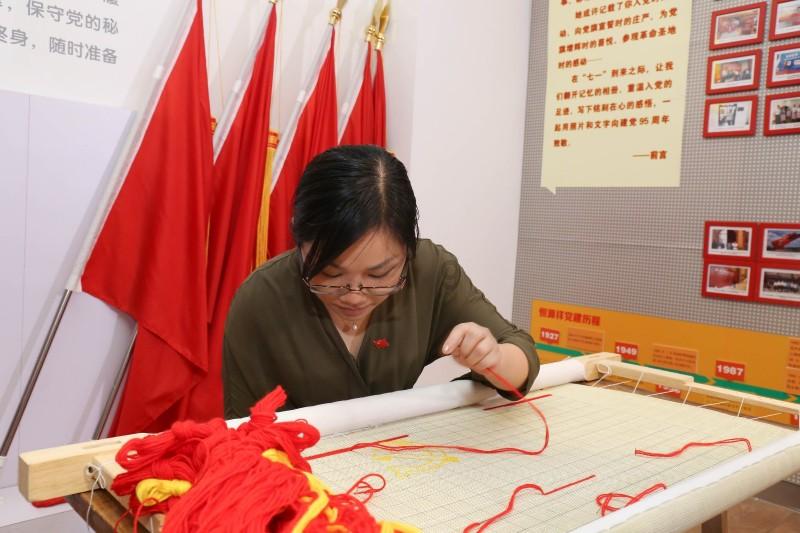 从500元跌到20元！阳光玫瑰价格大跳水，啥原因造成的？游戏画面